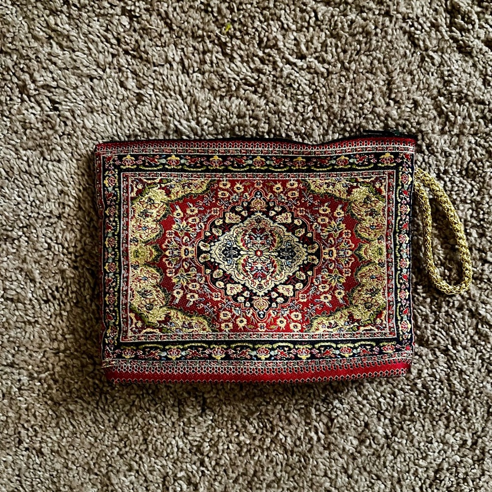 Elegant Red and Gold Tapestry Clutch